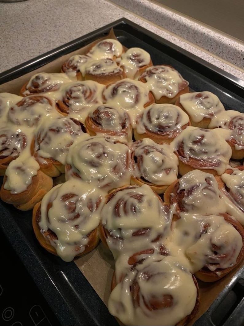 Cinnamon rolls