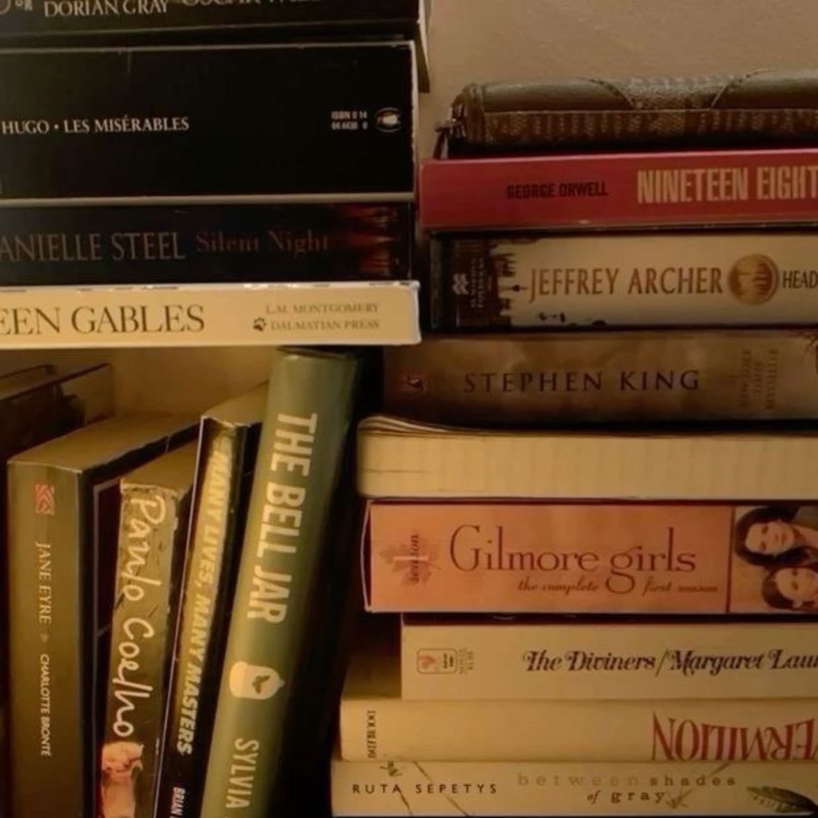 The Goldfinch - Donna Tartt · 2013