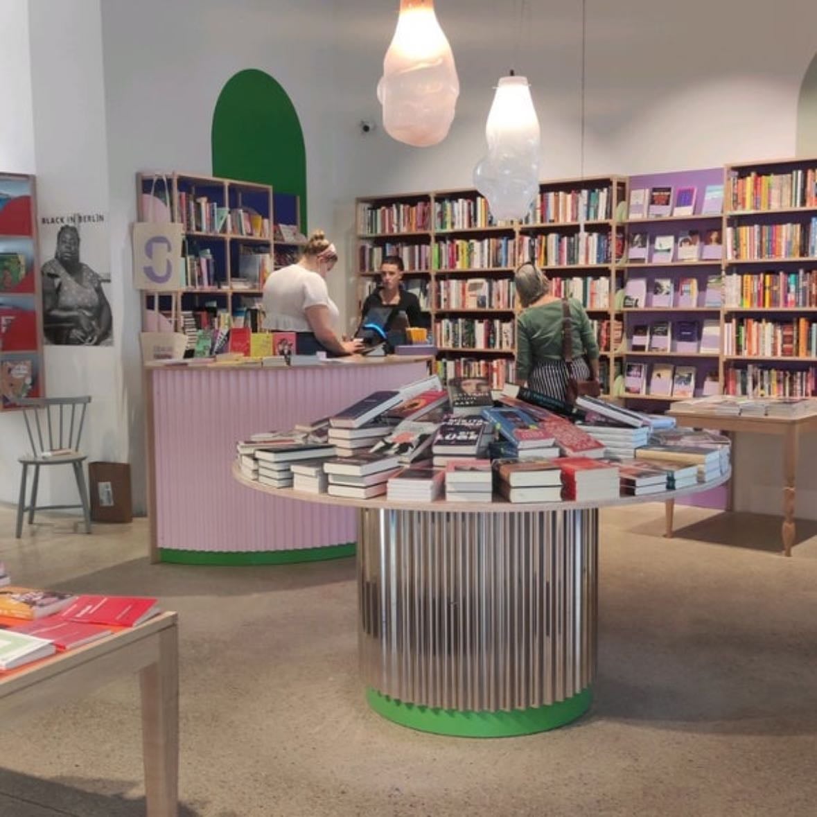 She said - Bookstore