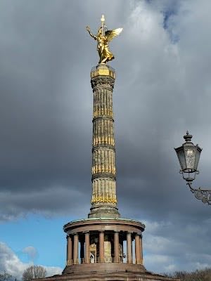 Victory Column