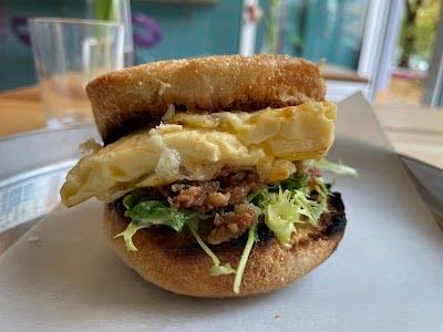Smooches Sandwich Laden - Sandwiches