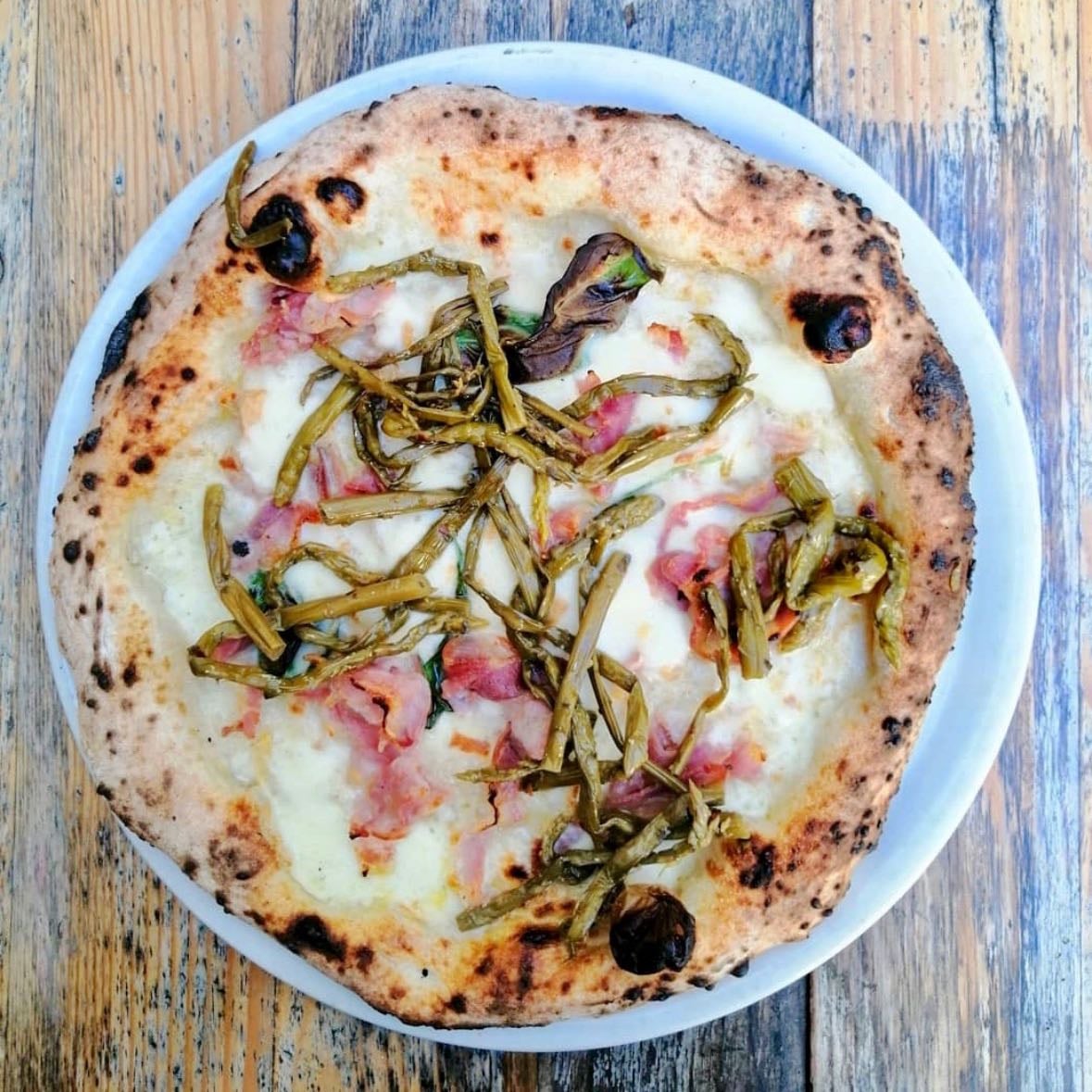 Pizzeria Zola - Pizza