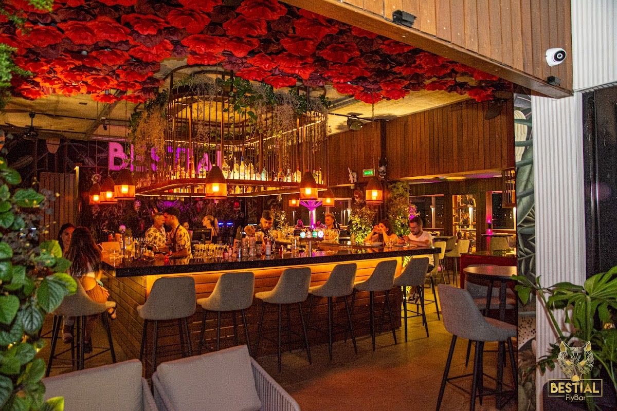 Bestial Fly Bar