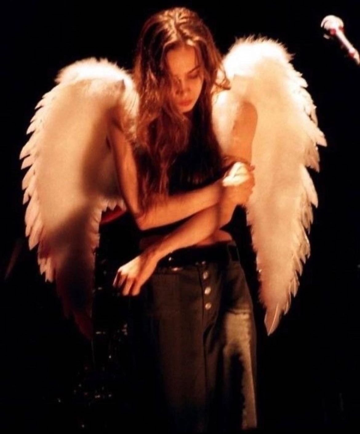 Fade Into You - Song · Mazzy Star