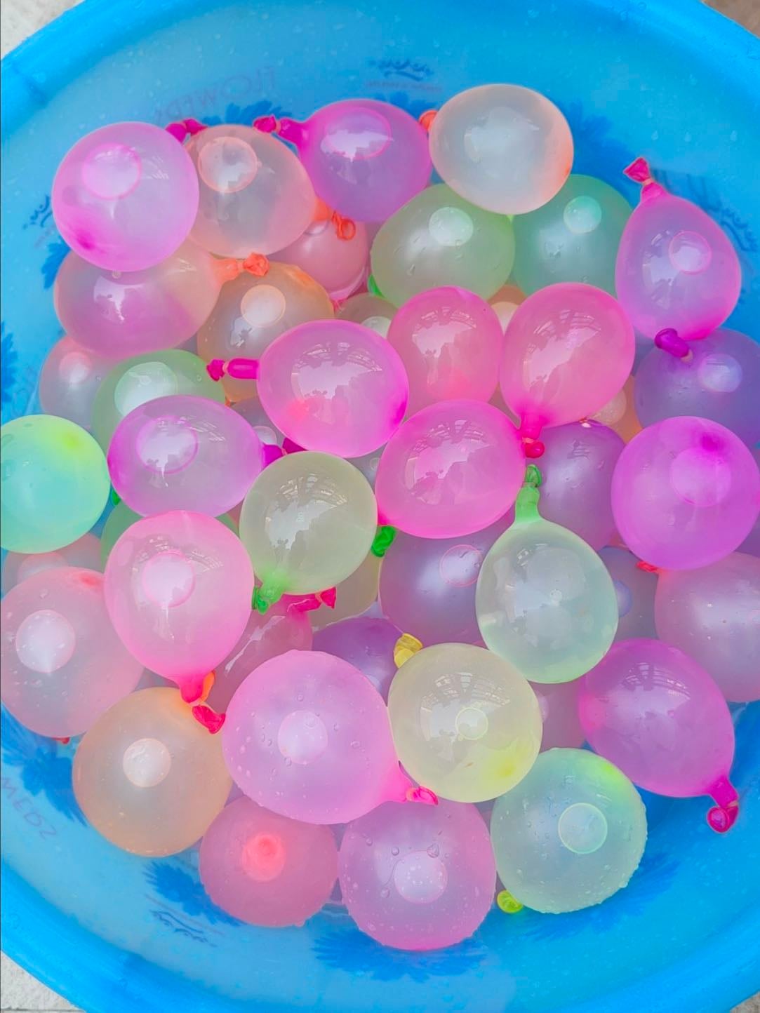 Waterbaloon fight