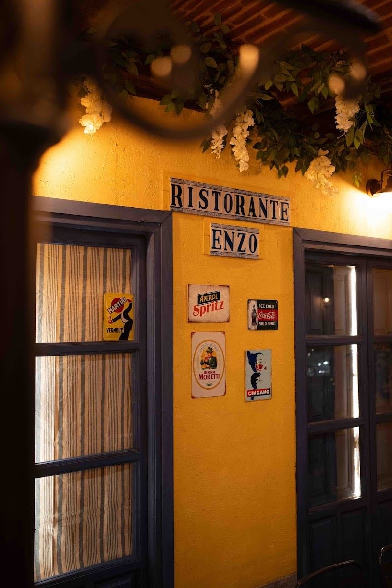 Via Lucca - Restaurante en Granada
