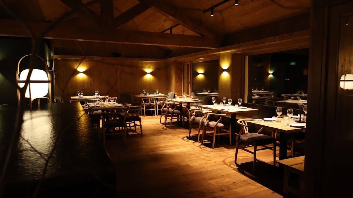 LAMONT restaurant