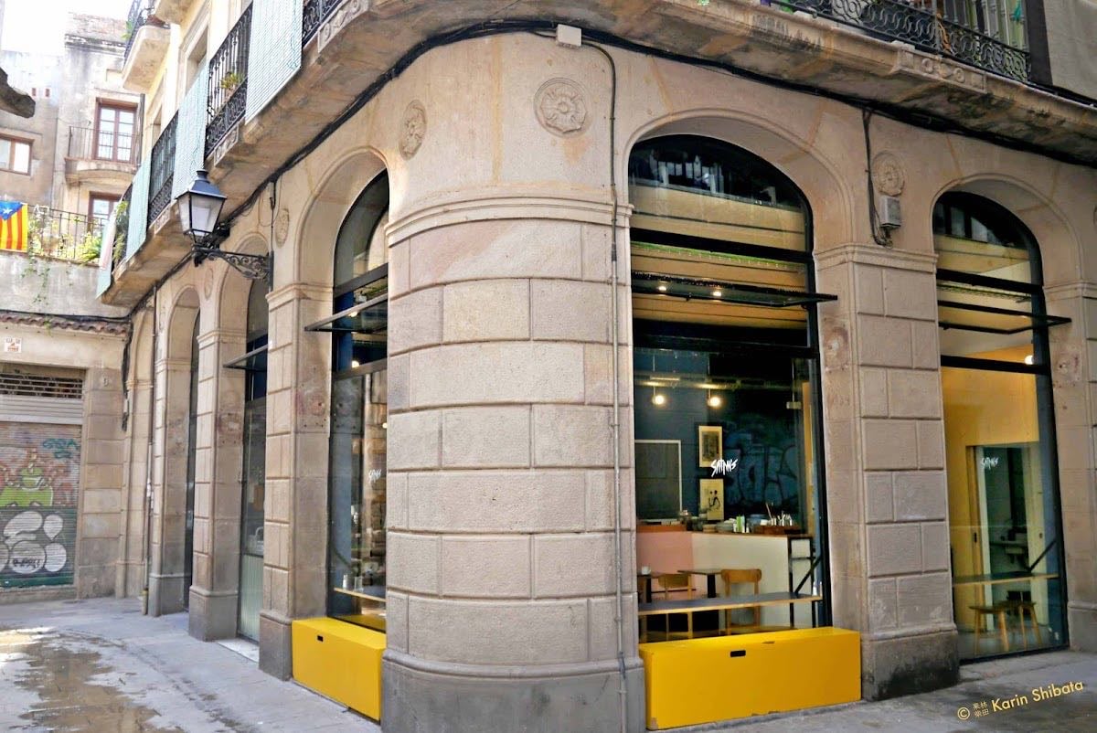 Right Side Coffee Bar