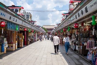 Nakamise-dori Street