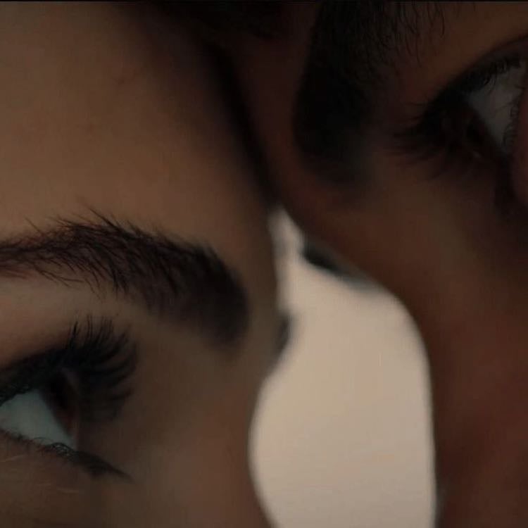 Les eyes-contacts