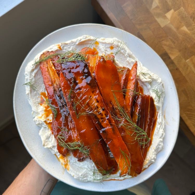 Spicy glaced carrots