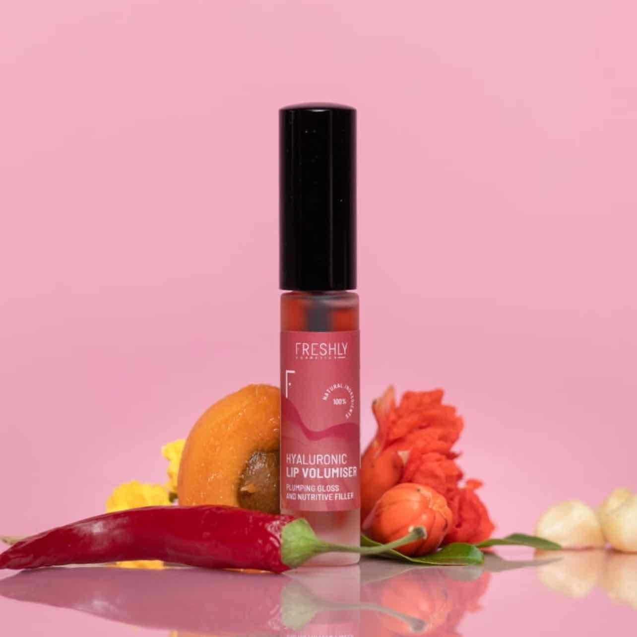 Hyaluronic lip voluminiser