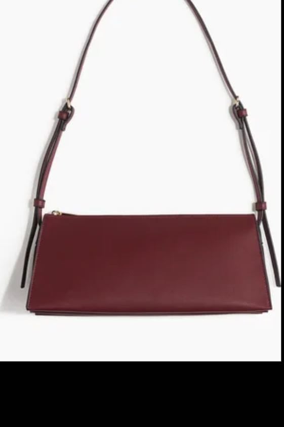Bolsos 👜 - Uno de mis regalos favs de cumple es de HM