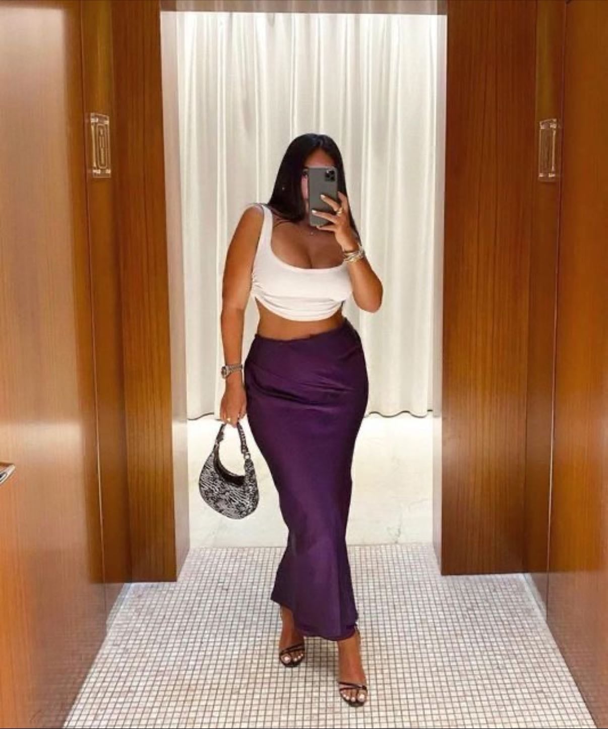 Jupe longue en satin