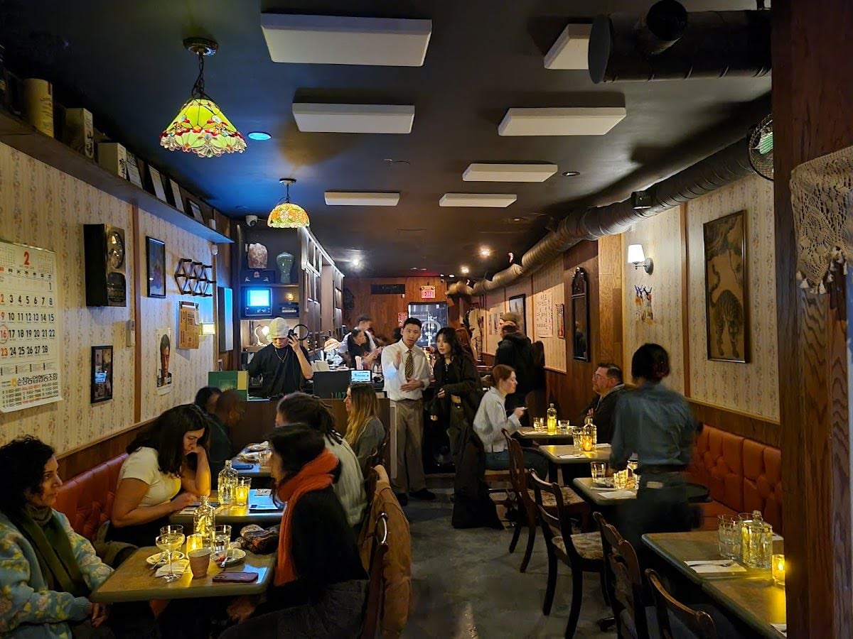 Kensei Bar 牽制 - restaurant and jazz bar
