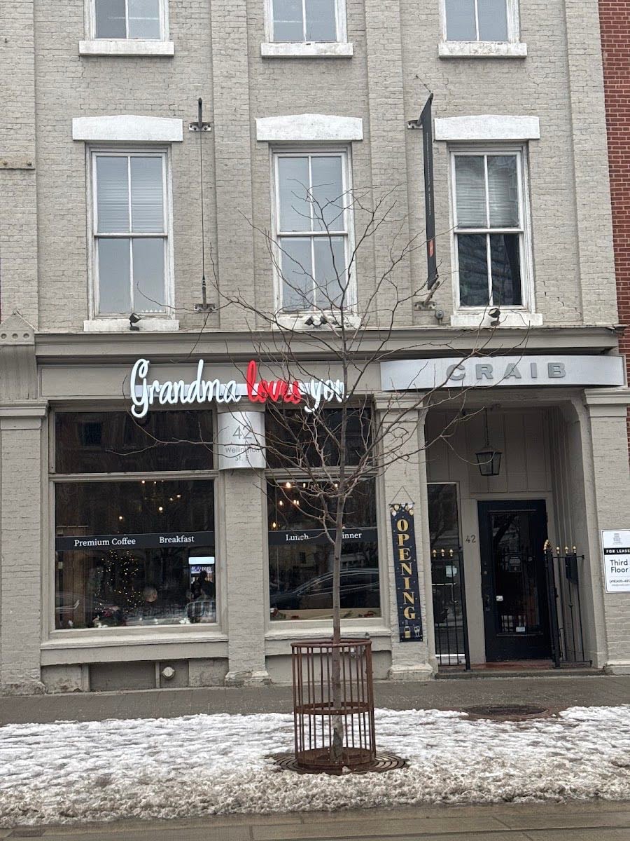 Grandma loves You - hot dogs and massive sandwiches, wellington richmond and clair