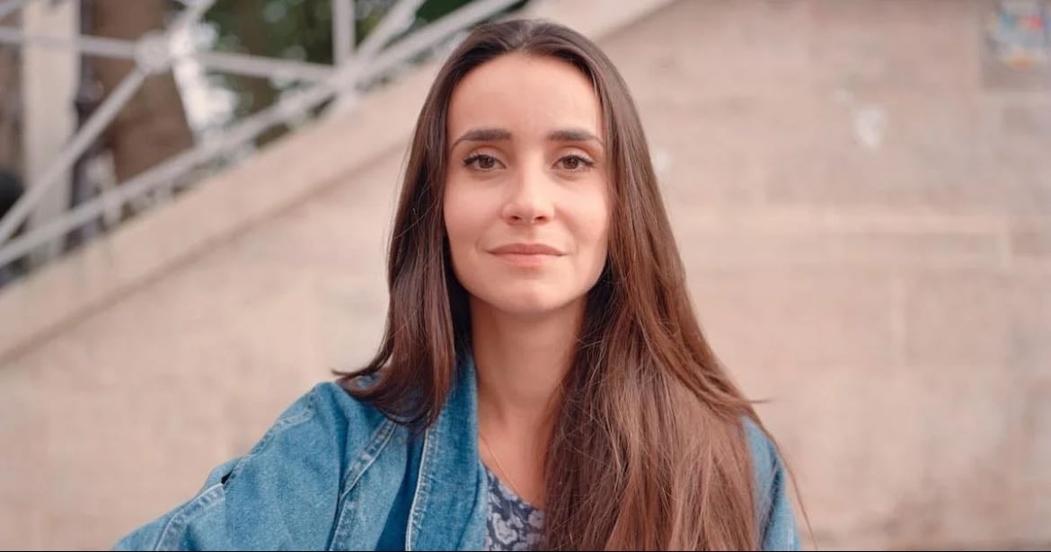 Salomé Saqué - Journaliste française.
Travaille sur l’urgence climatique, la jeunesse, les inégalités de genre et les sujets économiques.
Elle dirige le pôle économique du média Blast et à publier plusieurs ouvrages, notamment Résister en 2024 dans lequel elle explique la place de l’extrême droite en France et la dénonce.