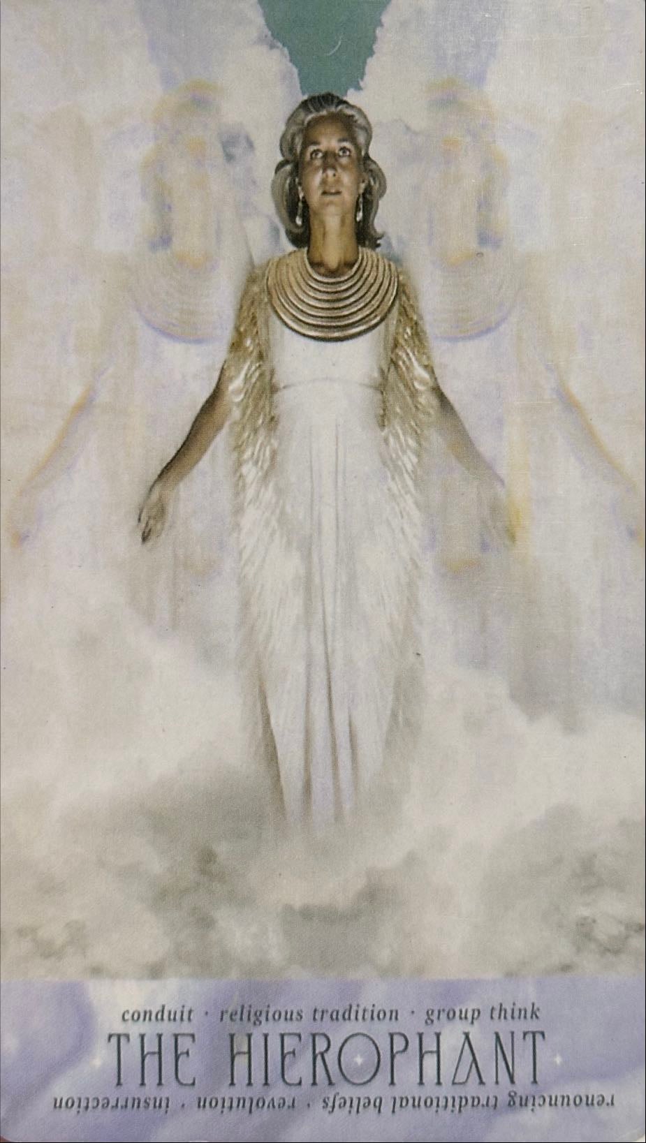 5. the hierophant - 5. el sumo sacerdote