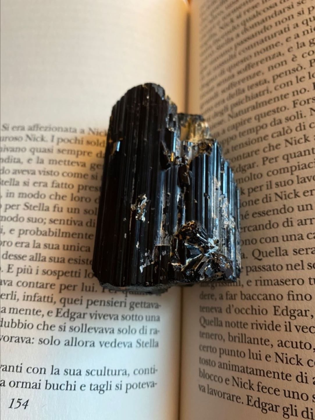 turmalina negra - capricornio, virgo, escorpio