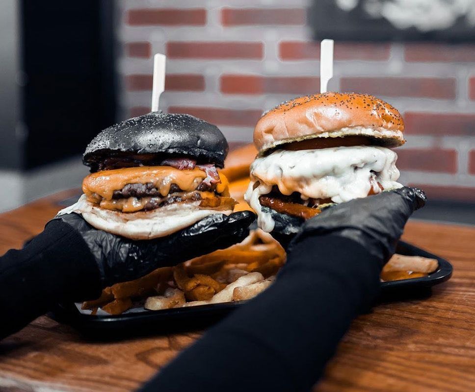 Black & White Burger Toulouse - Smash