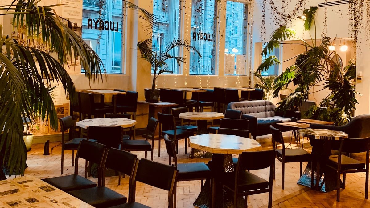 Cafe Lucaya
