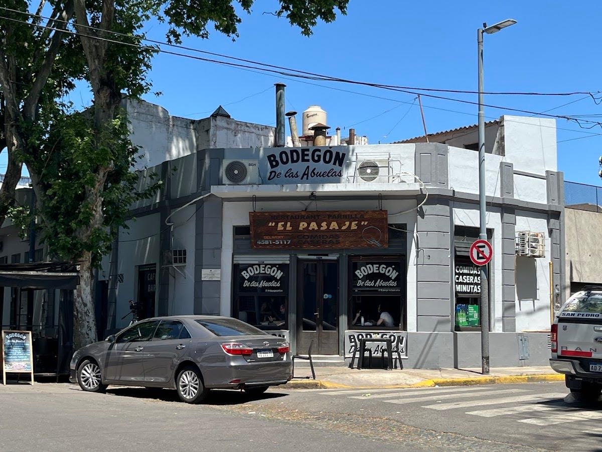 Bodegón de las Abuelas - comida abundante