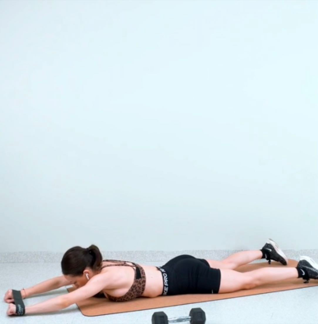 Lat pulldown