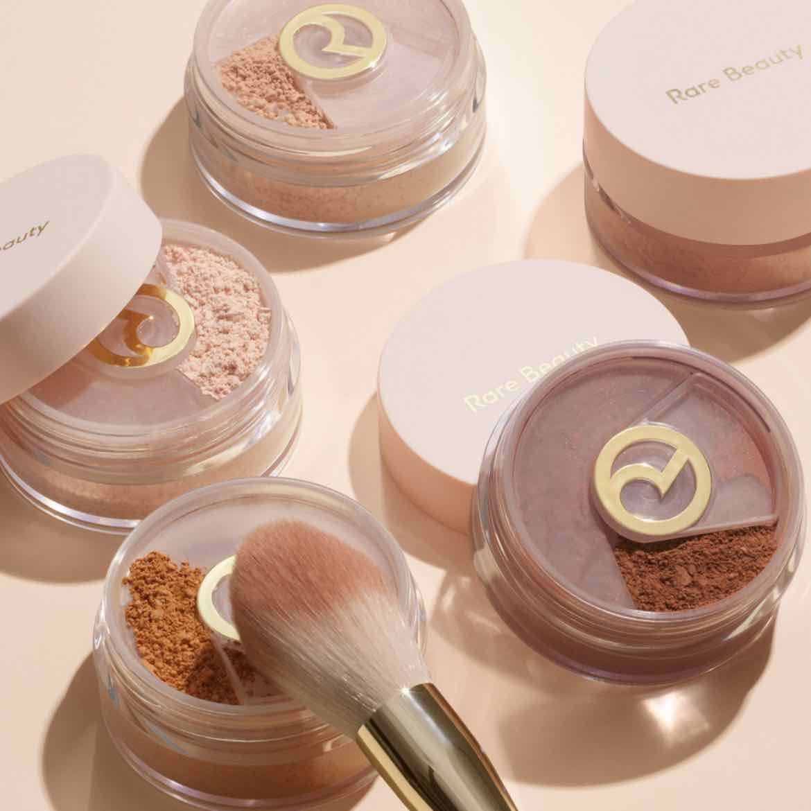 Rare beauty setting powder (Shade- medium deep)