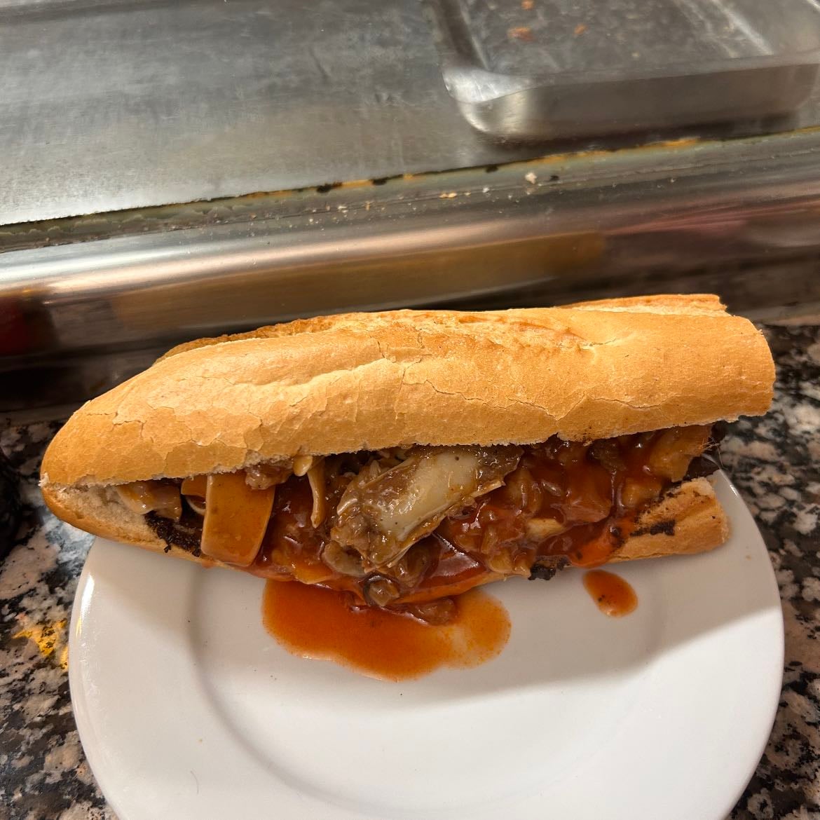 Bar-Cervecería La Morcilla. - Bocata de morcilla y oreja en Villaverde