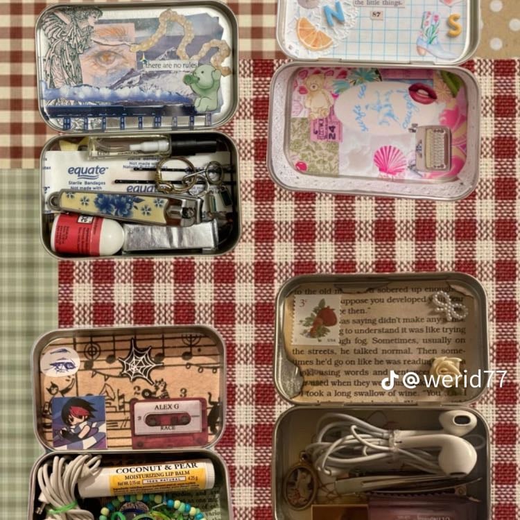 make a altoids wallet