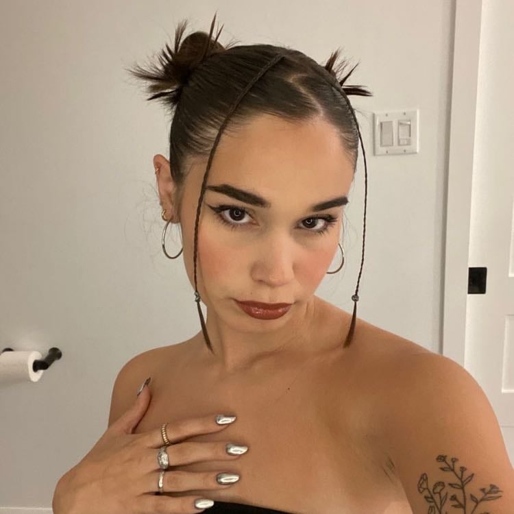 spiky bun(s)
