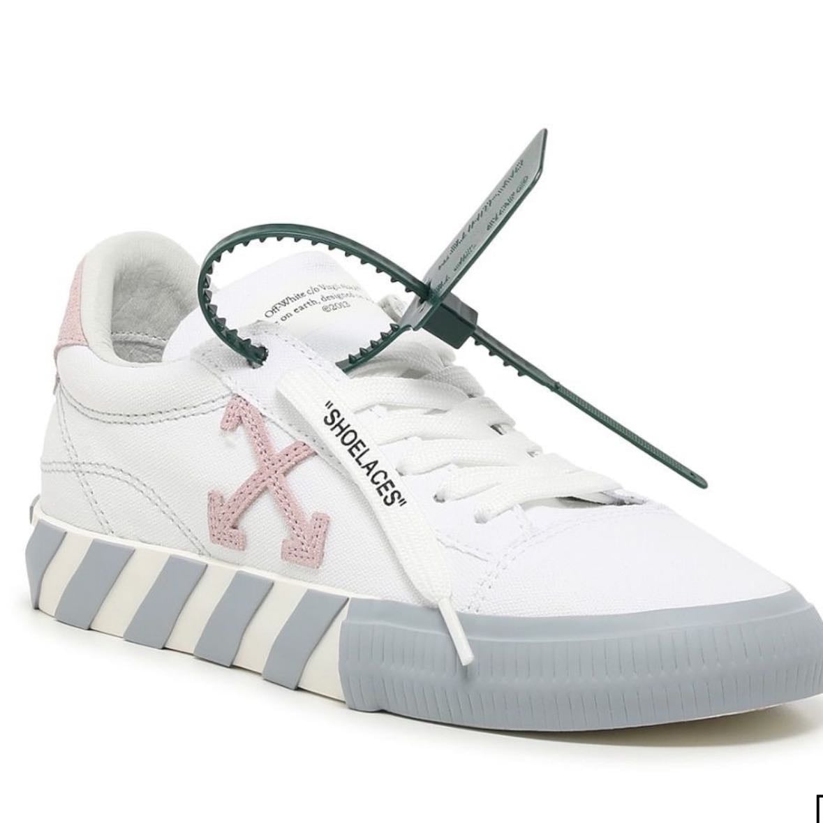 off-white - Gray/Pink