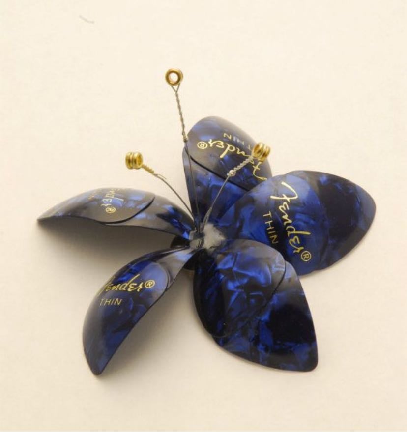 Guitar pick flower