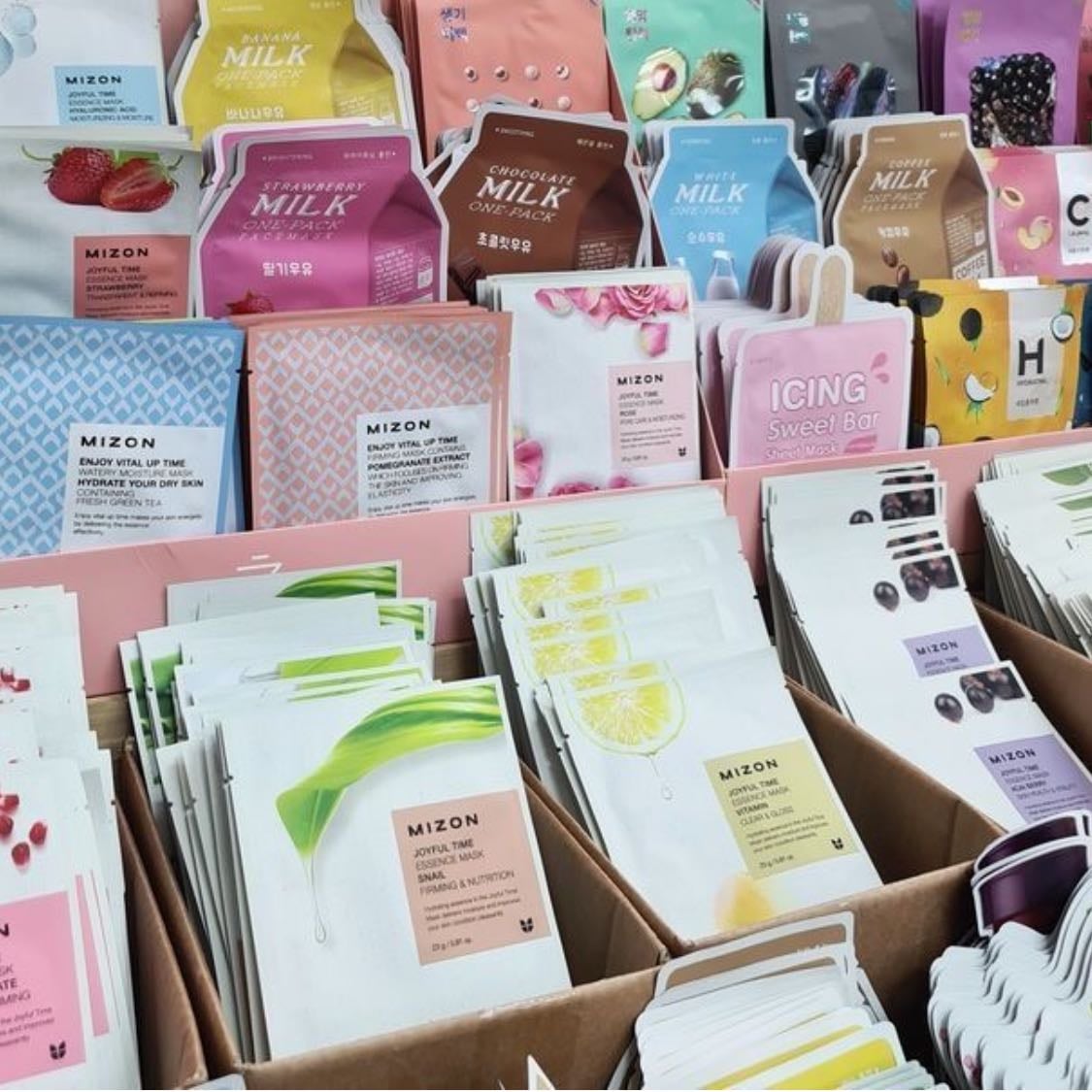 Some masks - Farmacias - tiendas