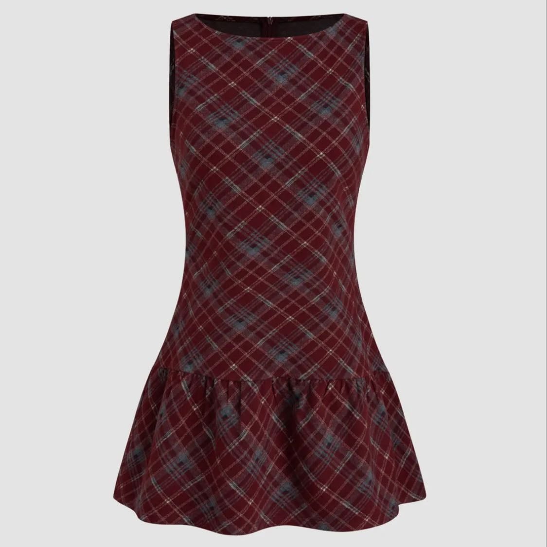 VESTIDO MINI CUELLO BARCO CUADROS VOLANTE