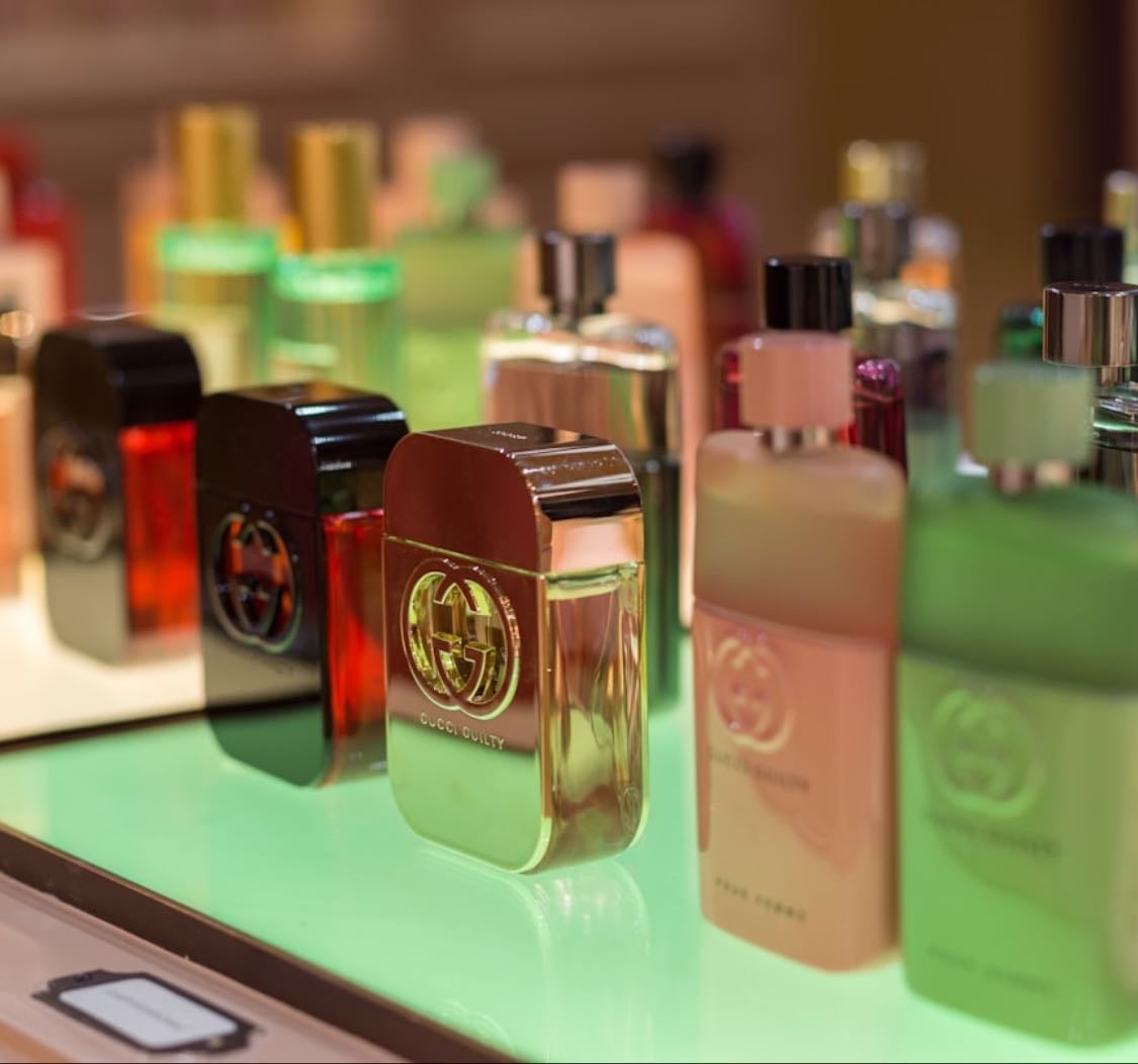 perfumes perfectos - Other hypelist by Luu