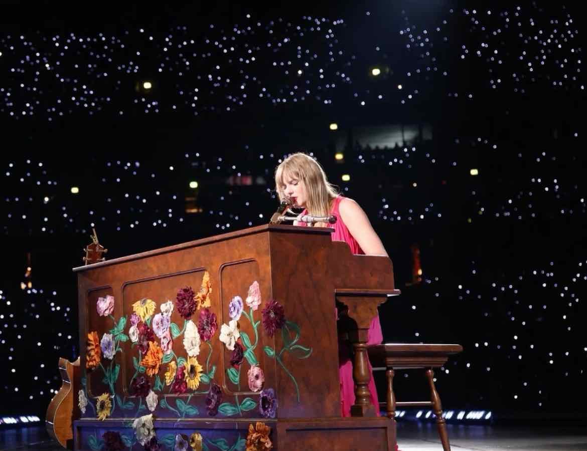 dream eras tour surprise songs