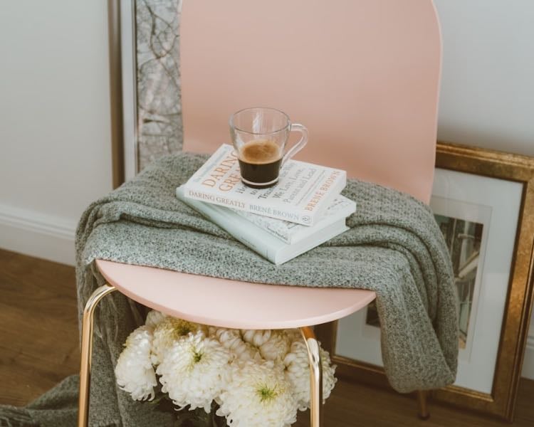 Fave comfort books - Books hypelist by Deborah Scofano
