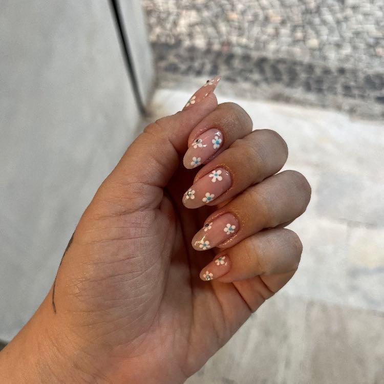 Flower Nail art