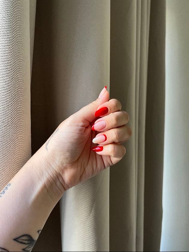 Red Nail art