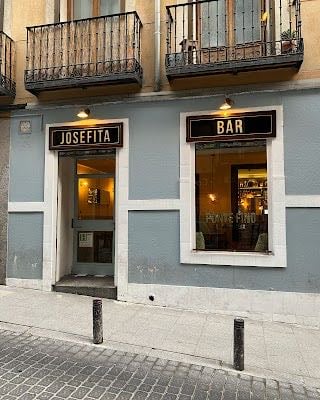 Josefita Bar