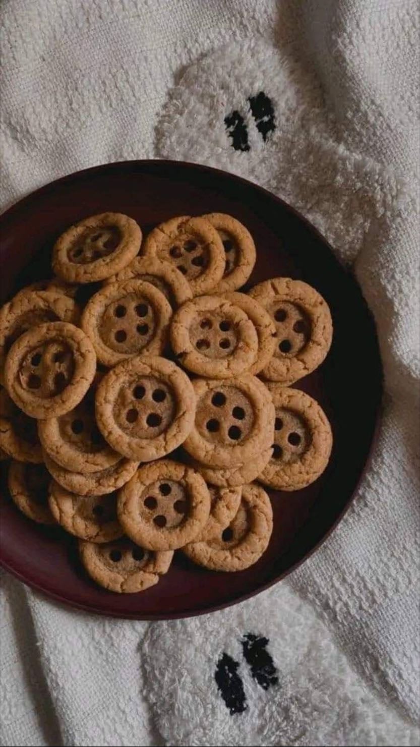 button cookies