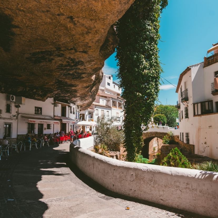 Setenil de las Bodegas