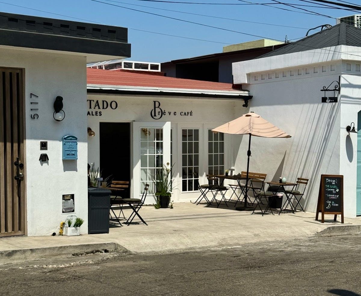 Bréve Café