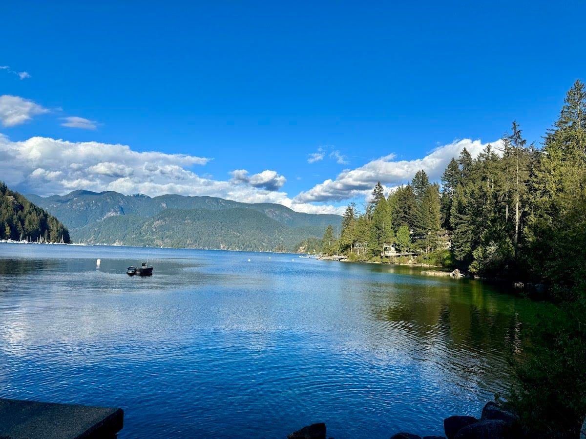 Deep Cove Park
