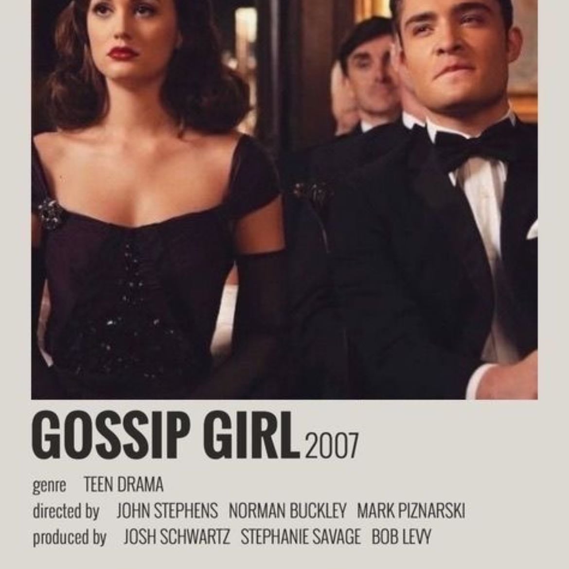 #1 Gossip girl - “Chica Indiscreta” es mi comfort serie por su drama, glamour y giros inesperados.