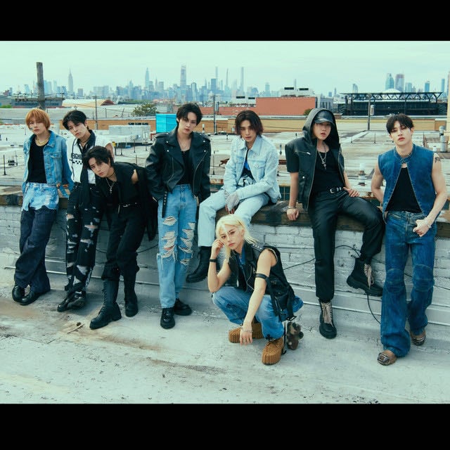 Stray Kids - Artist