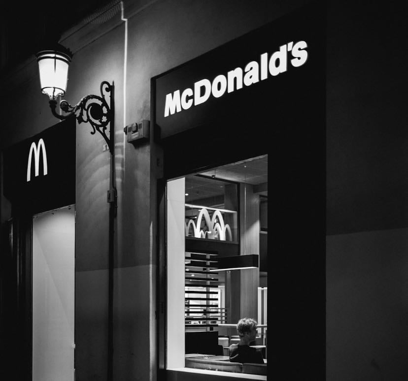 Restaurants and fast food places - Places hypelist by ᴵᴬᴹ 𝓨𝓸𝓼𝓶𝓮𝔂𝓵𝓲﹡