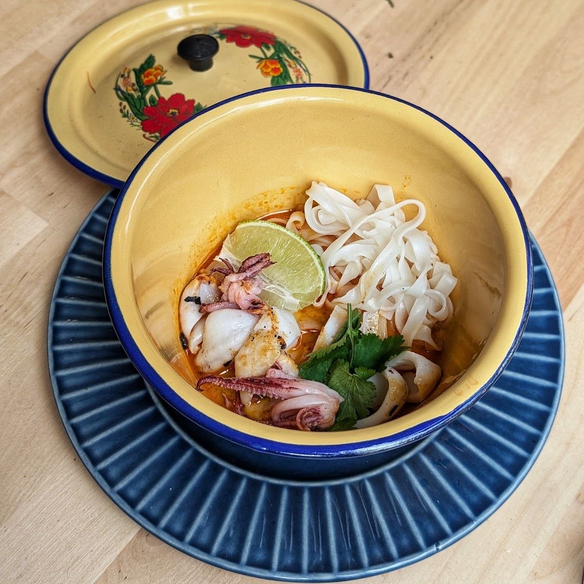 NATO Robata&tapas bar