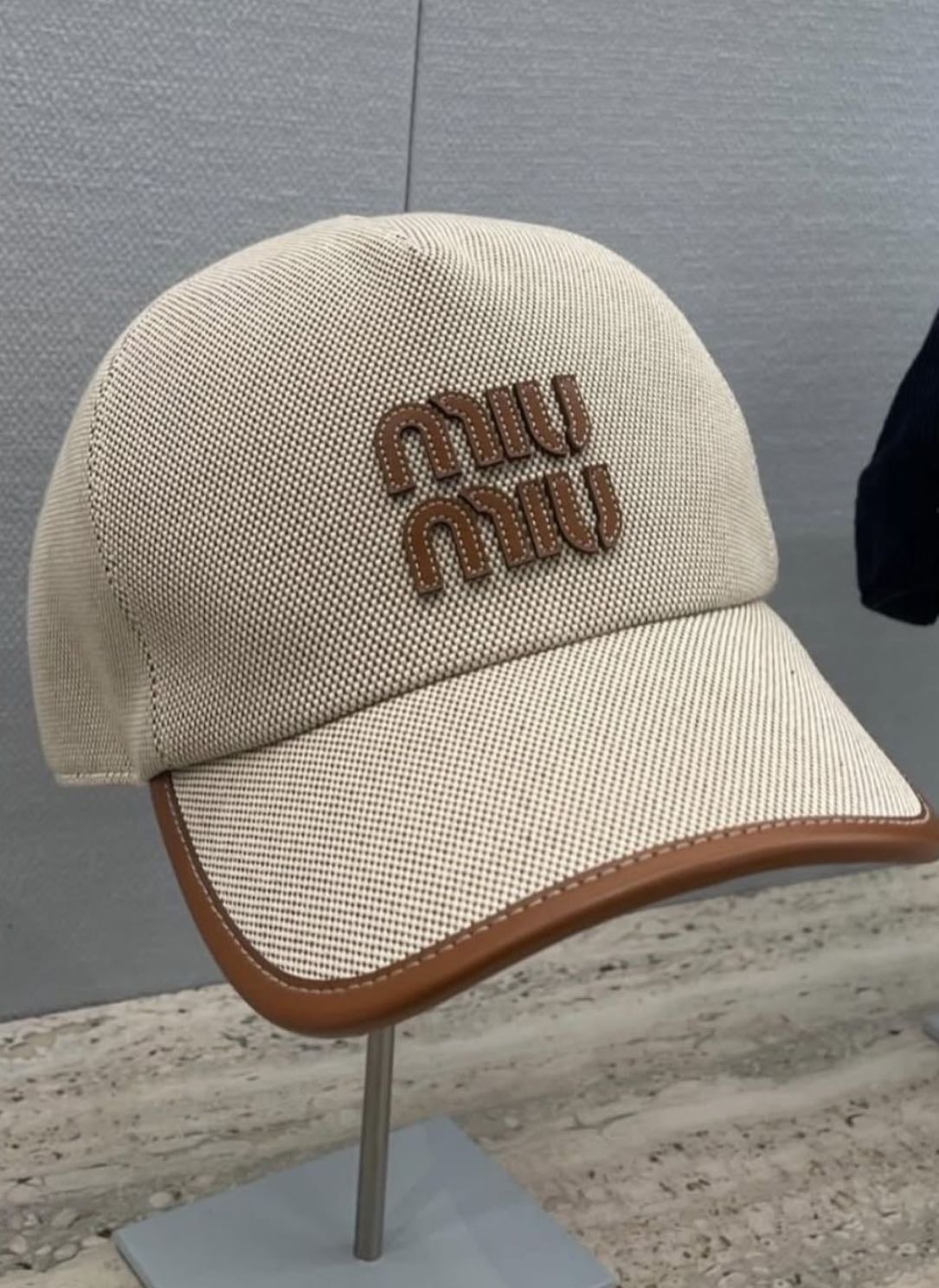 Miu Miu cap